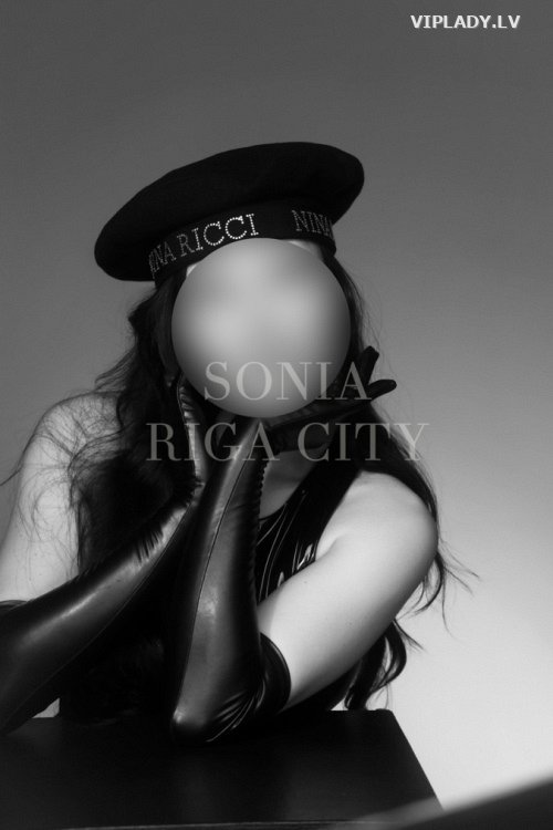 Sonia REAL
