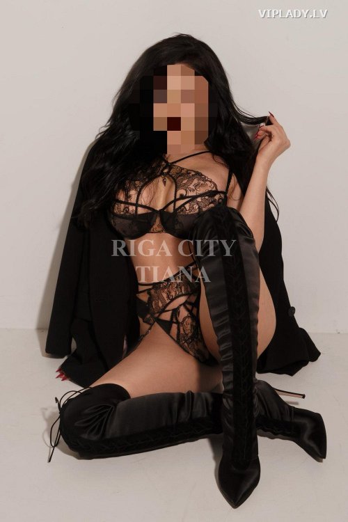 Tiana Real GFE