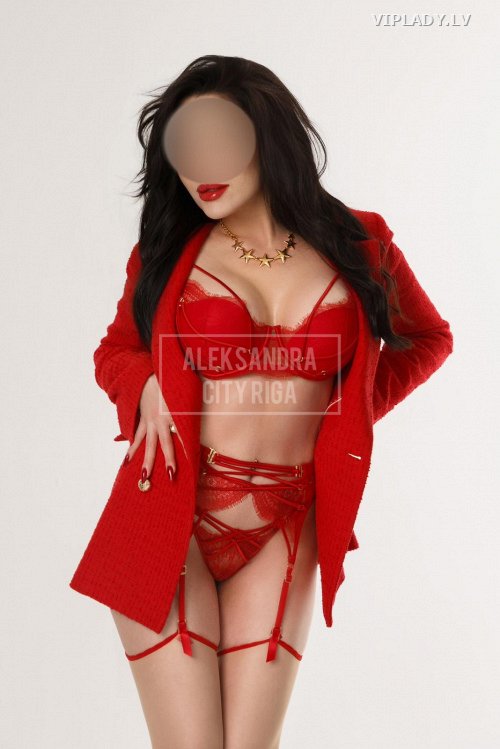 Aleksandra REAL PICTURES
